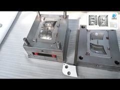 Καλούπι από χάλυβα 1+1 Cavity 718H με 500.000 βολές Διάρκεια ζωής για συμμετρικά εξαρτήματα PBT με ενισχυτικές νευρώσεις Inj